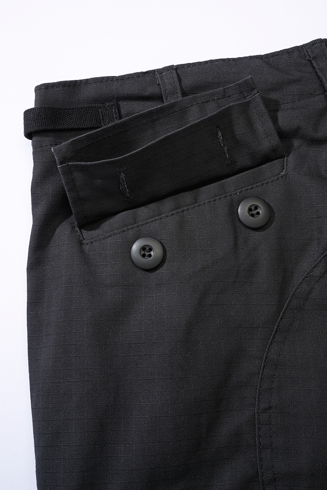 Culoare: Negru