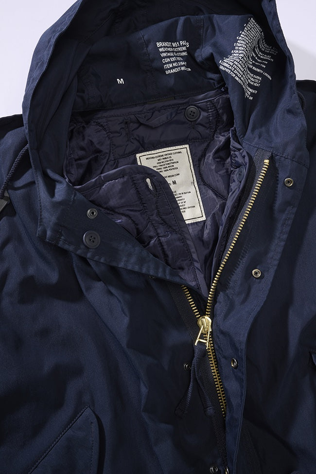 Culoare: Bleumarin