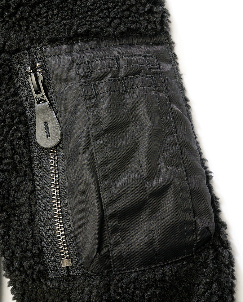 Culoare: Negru
