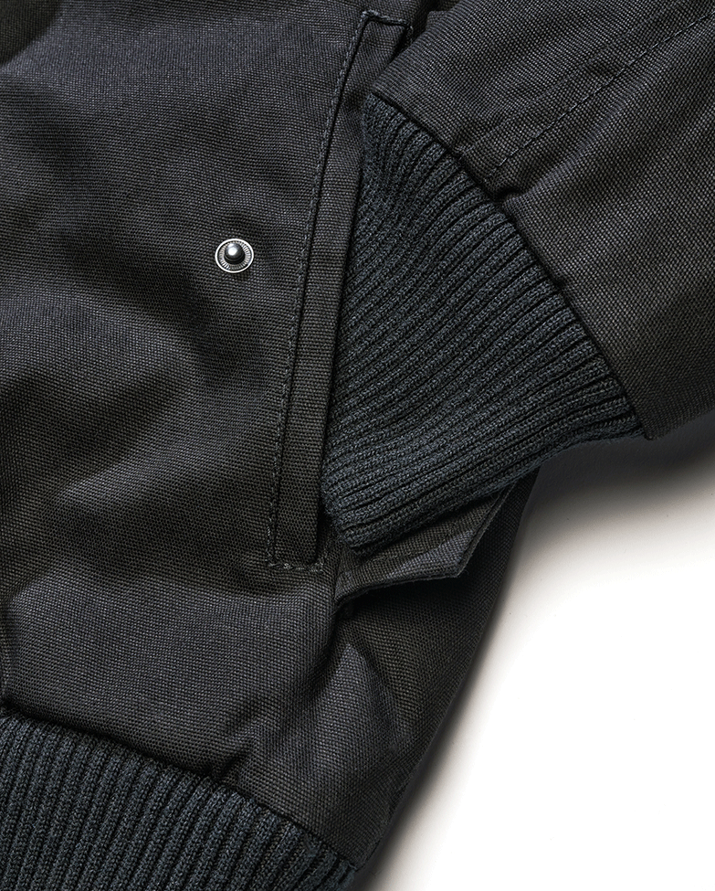 Culoare: Negru