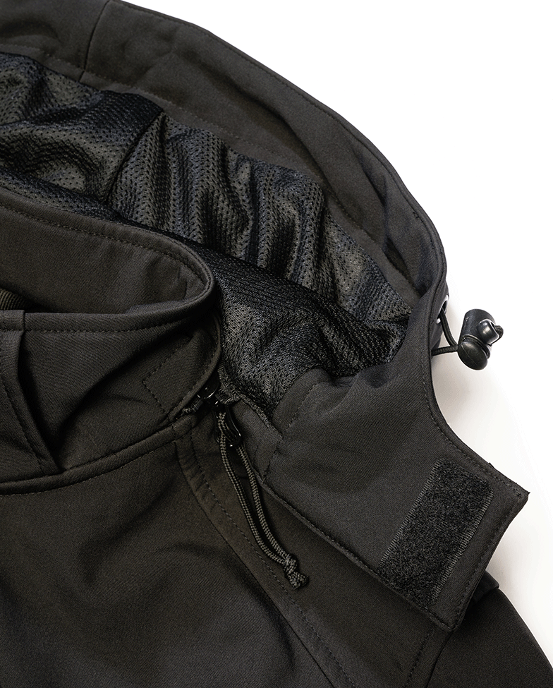 Culoare: Negru