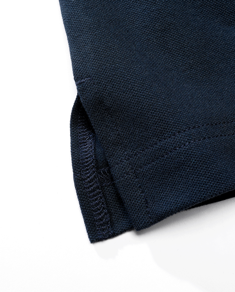 Culoare: Bleumarin