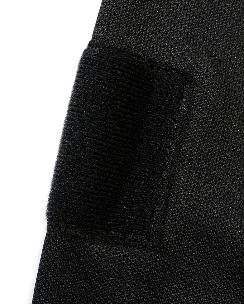 Culoare: Negru