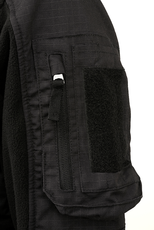 Culoare: Negru