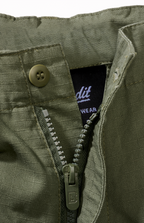 Culoare: Oliv