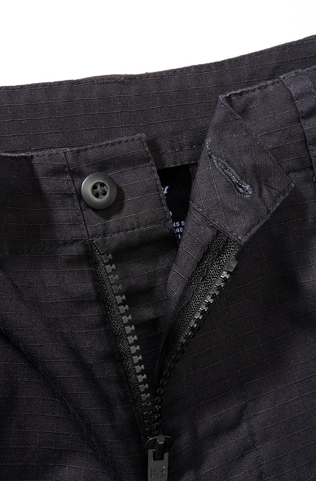 Culoare: Negru
