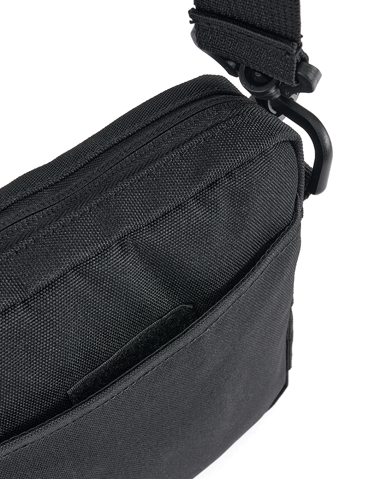 Culoare: Negru
