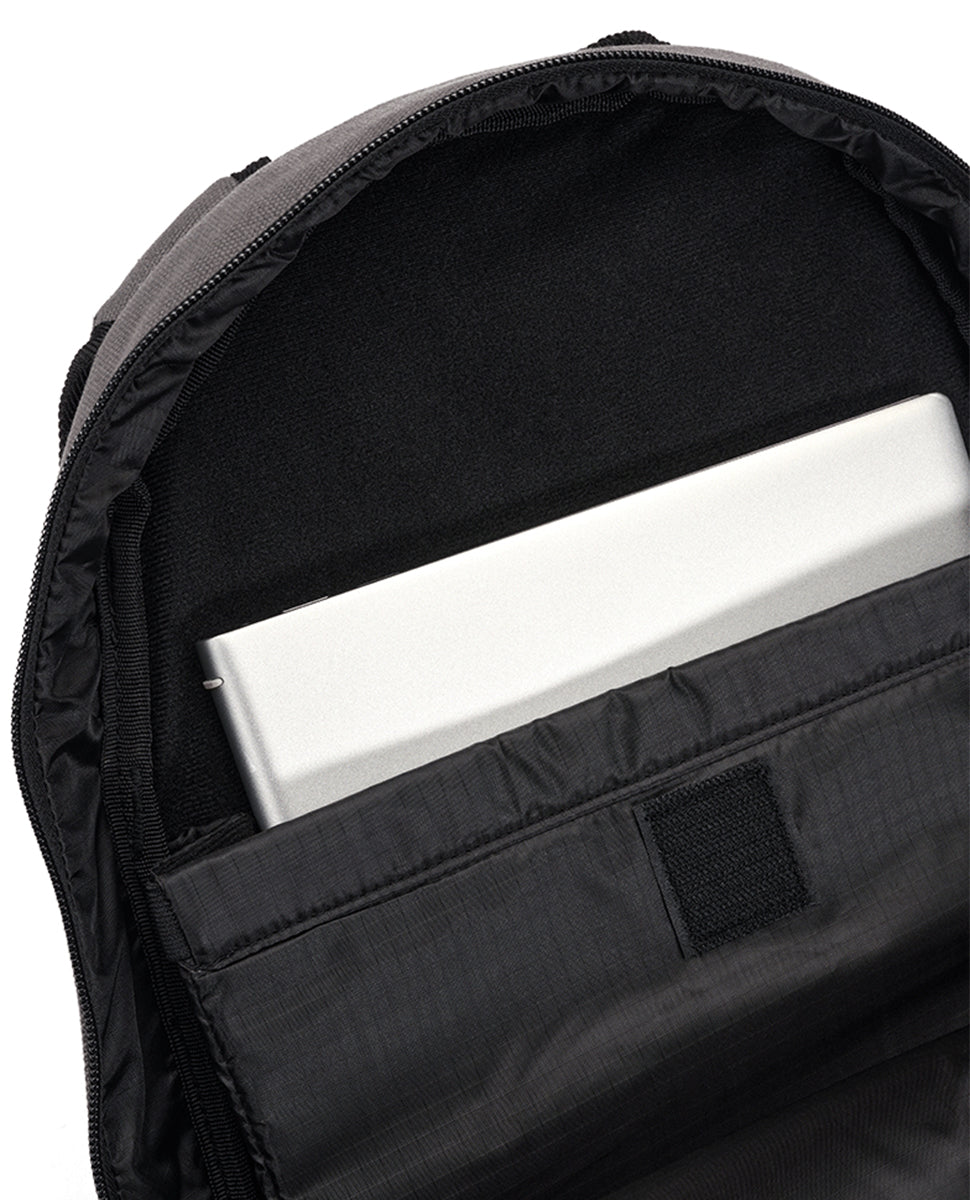 Culoare: Negru