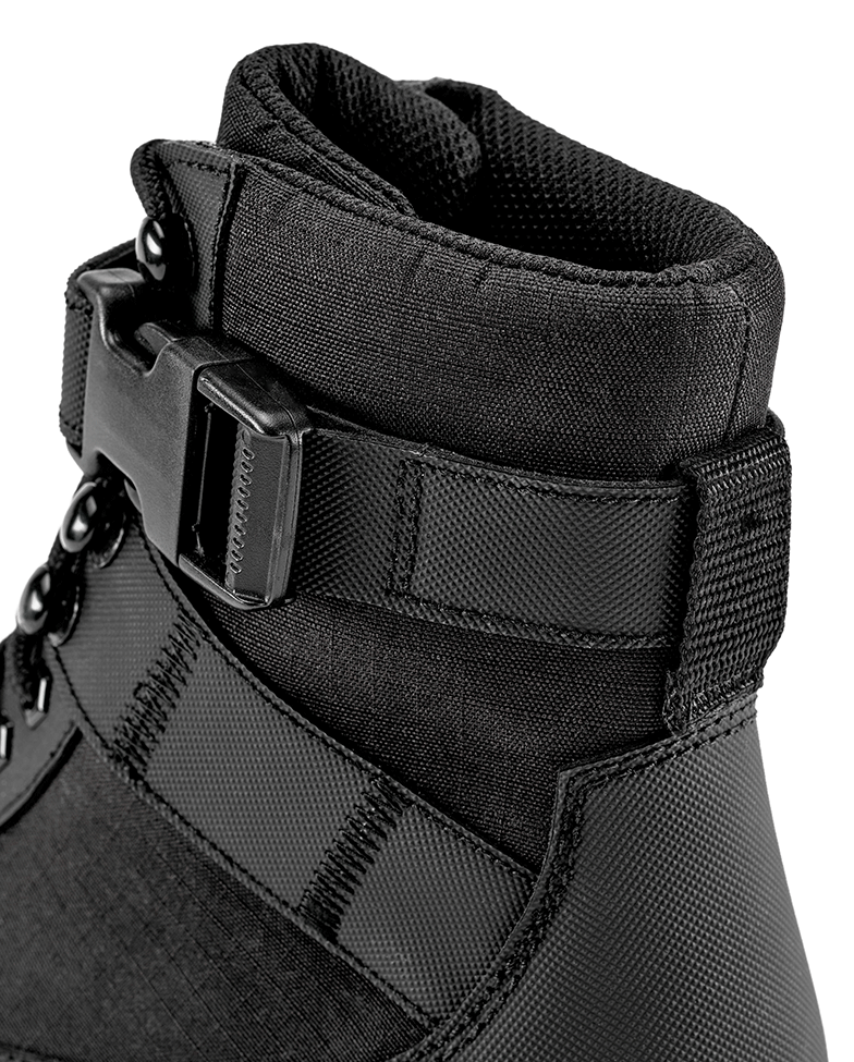Culoare: Negru