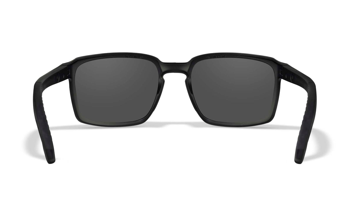 Culoare: Negru