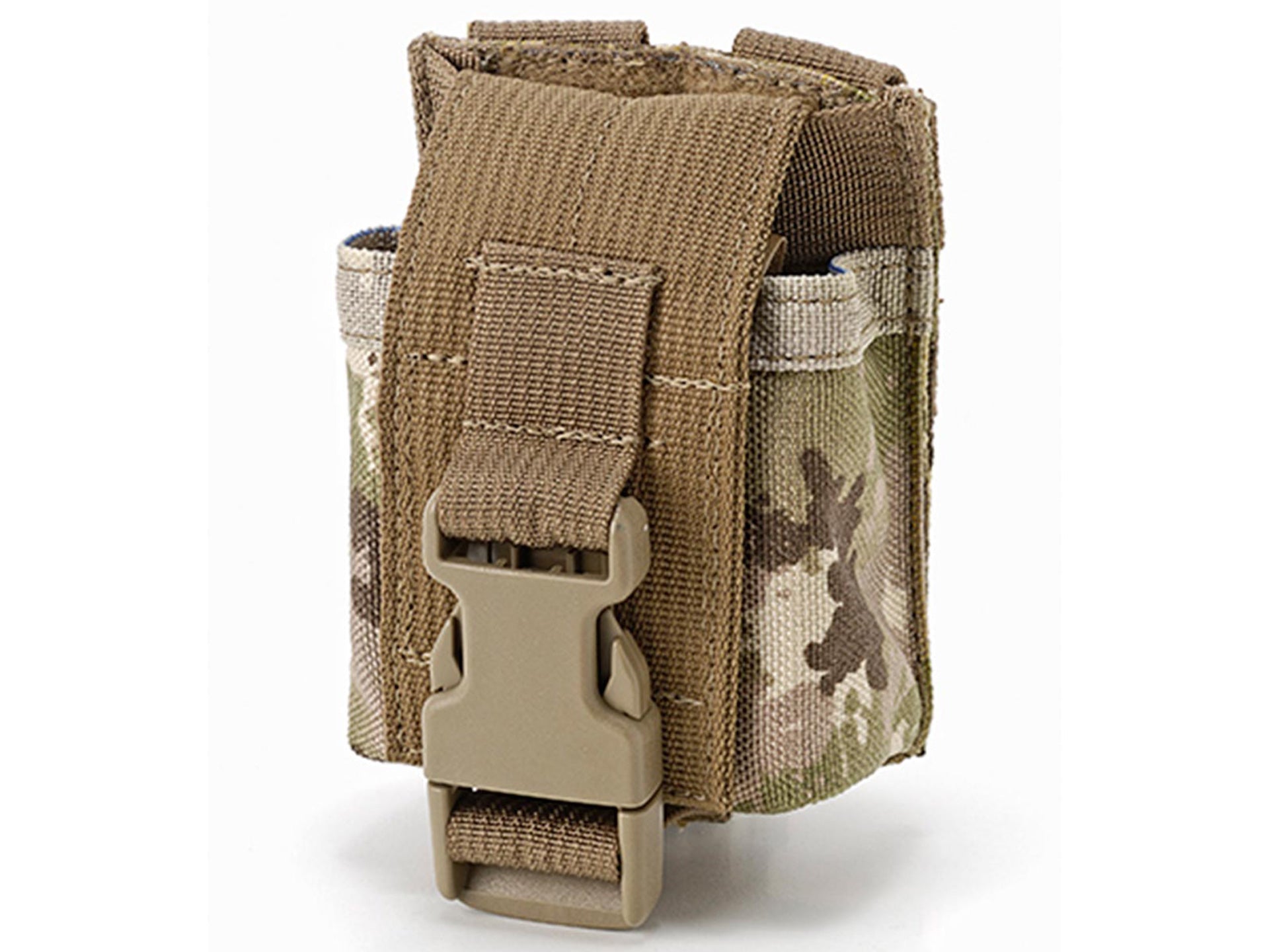 Culoare: MultiCam