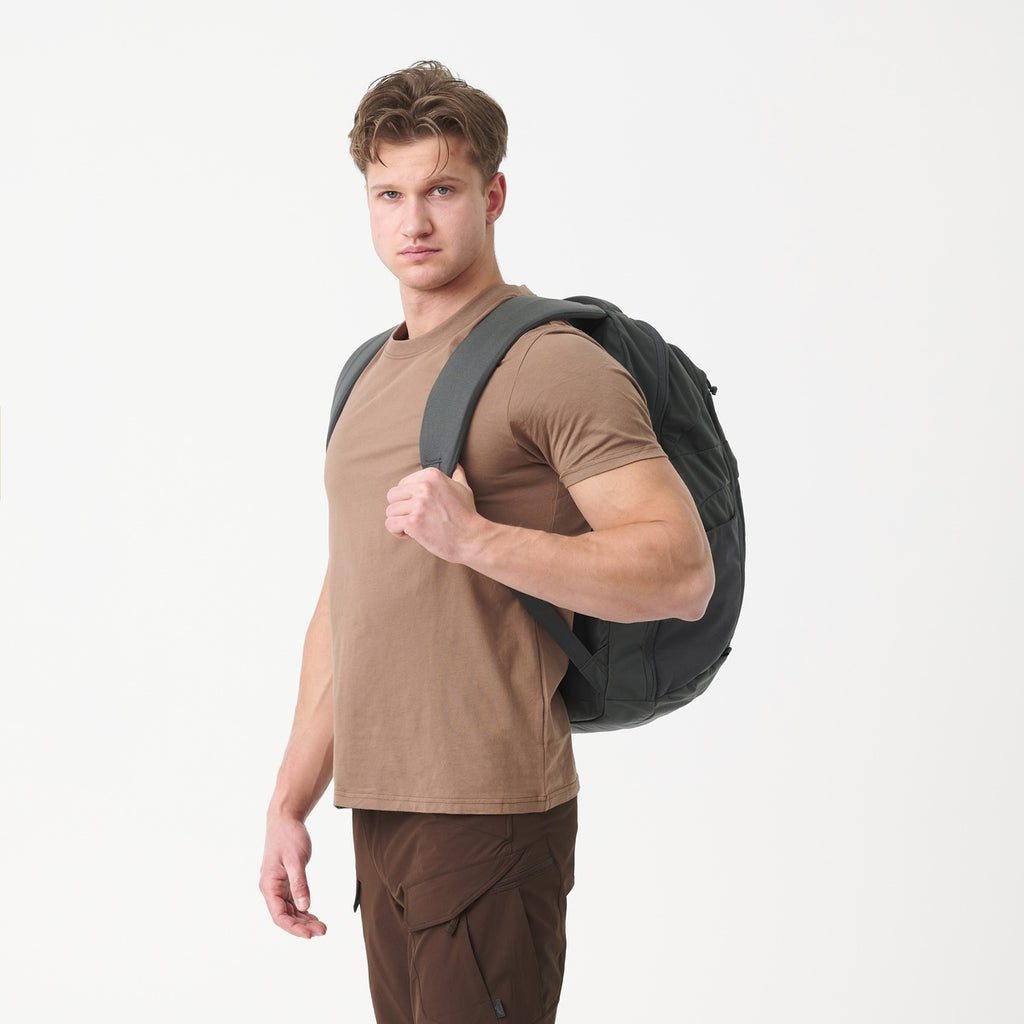 Culoare: Negru