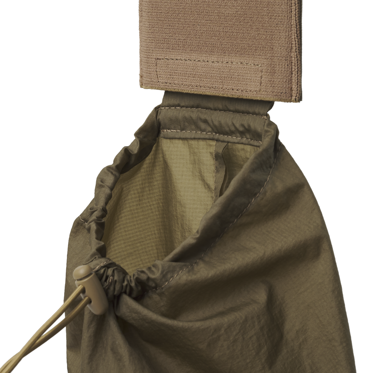 Culoare: MultiCam