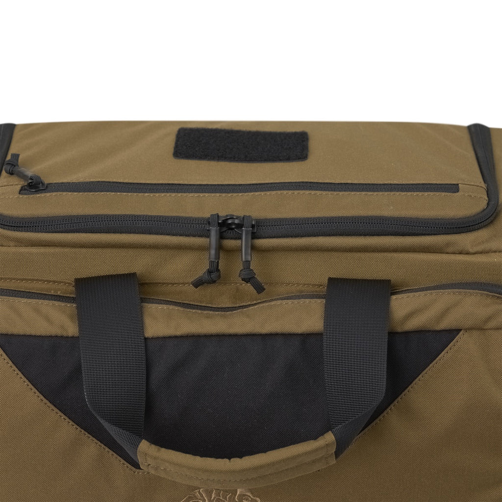 Culoare: Negru