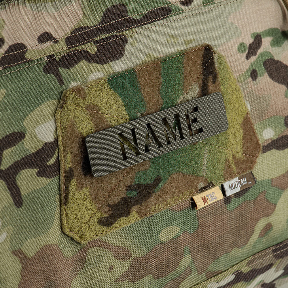 Culoare: MultiCam