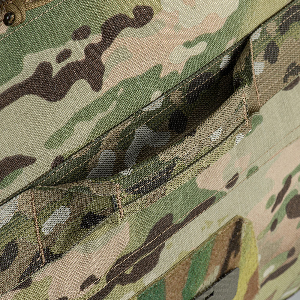 Culoare: MultiCam