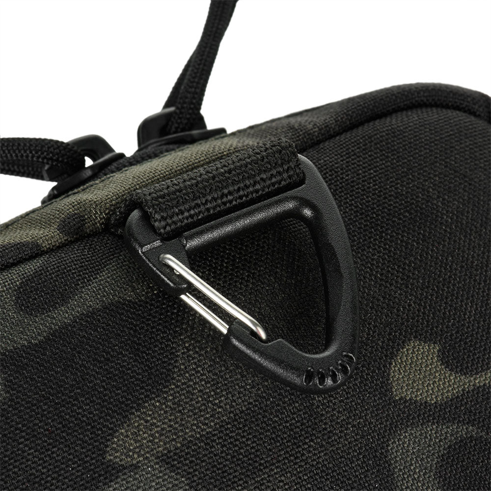Culoare: Multicam/Negru
