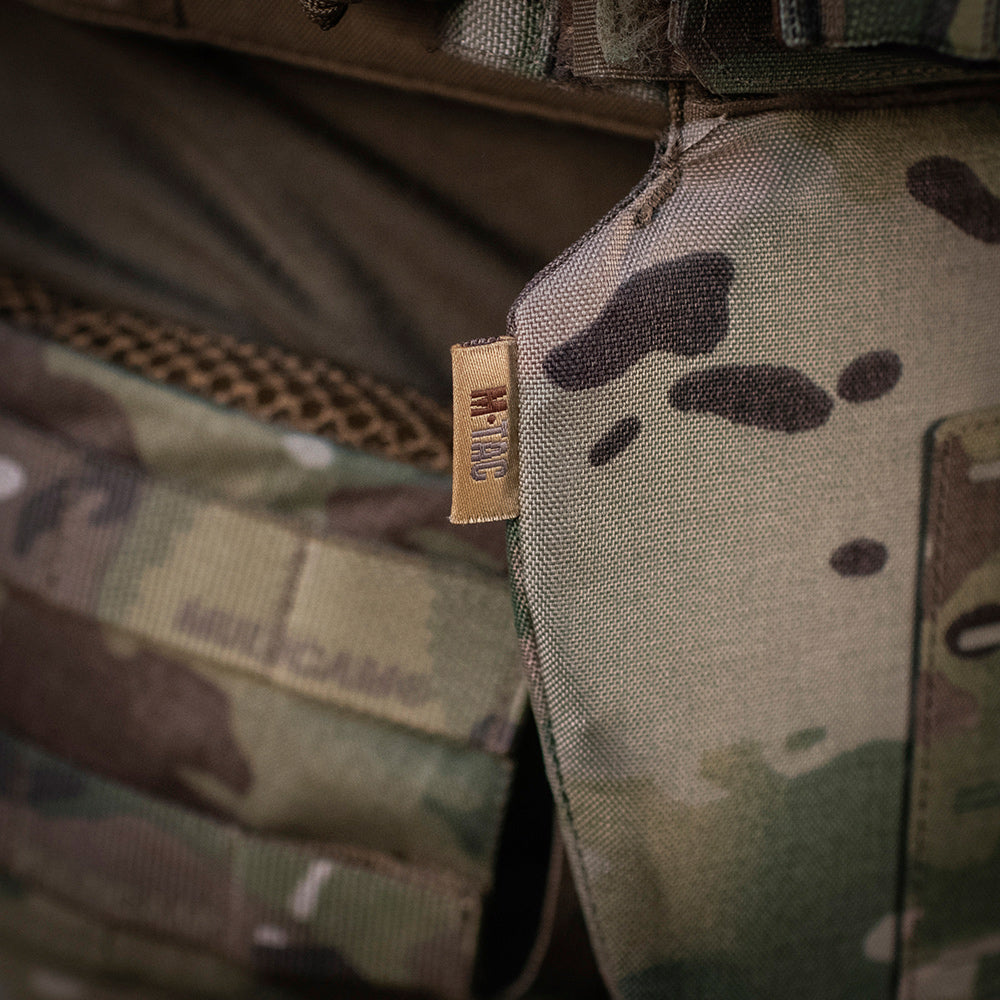 Culoare: MultiCam