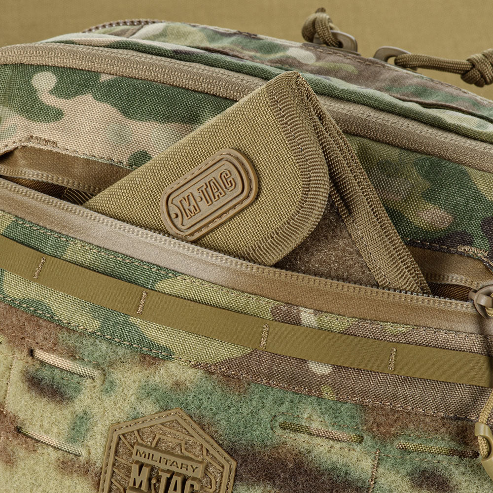 Culoare: MultiCam