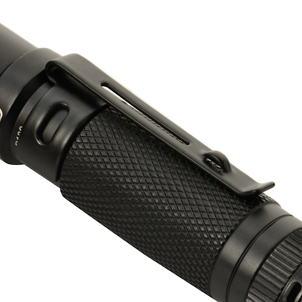 Lanterna tactica P180 M-Tac cu cap rotativ