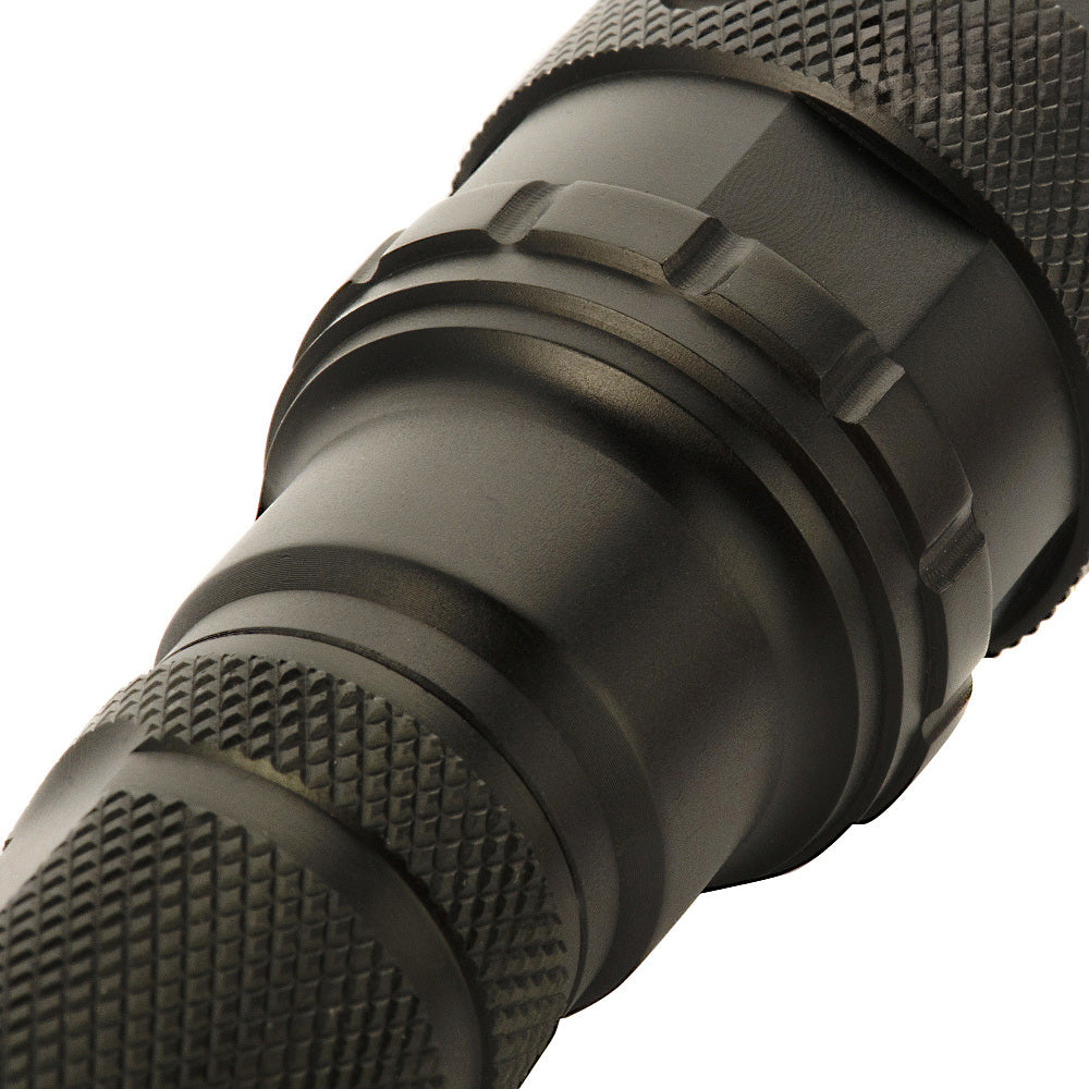 Lanterna tactica P4 M-Tac