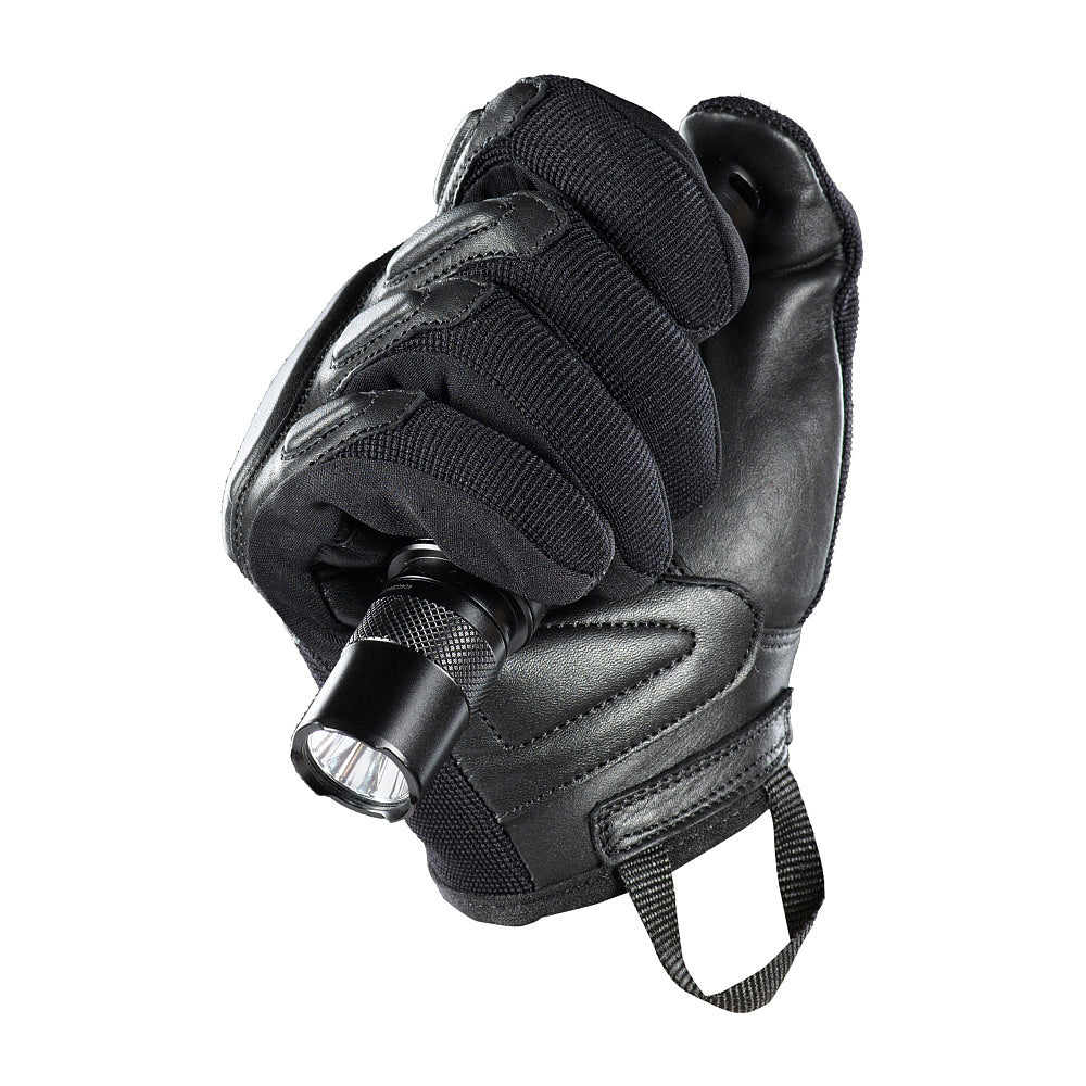 Culoare: Negru