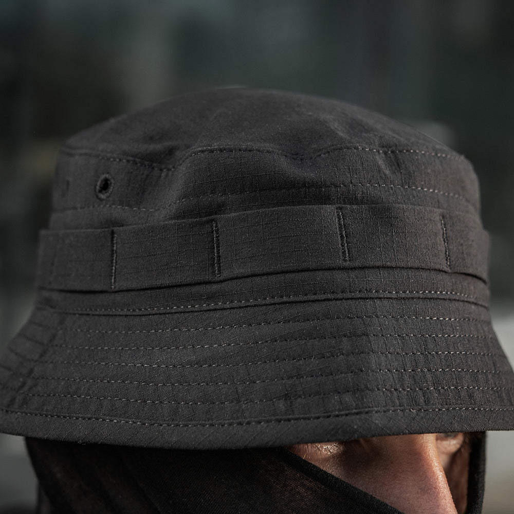 Culoare: Negru