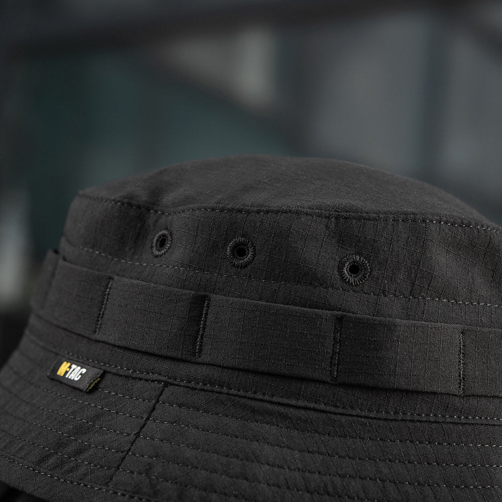 Culoare: Negru