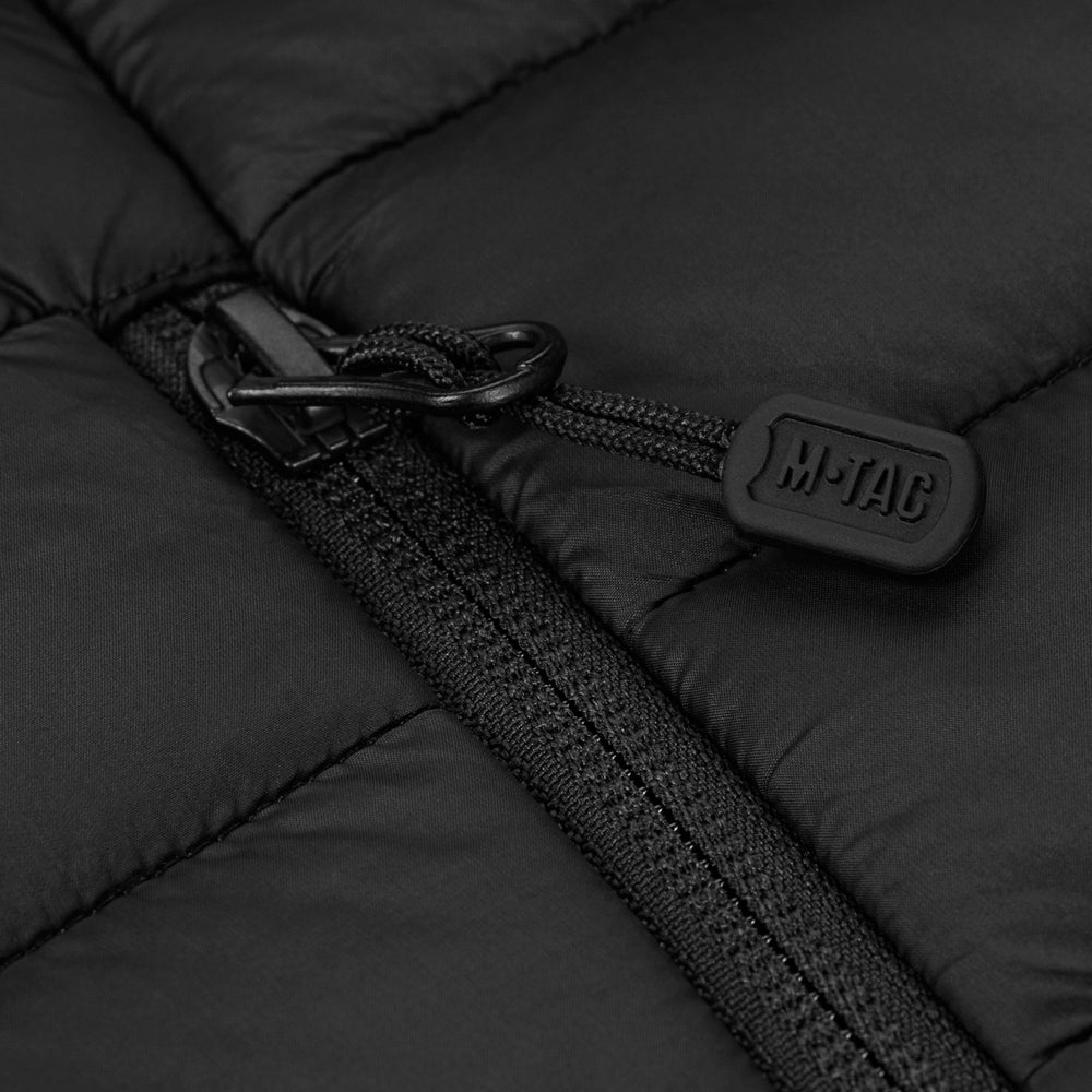 Culoare: Negru
