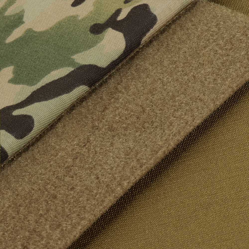 Culoare: MultiCam