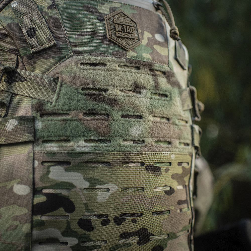 Culoare: MultiCam