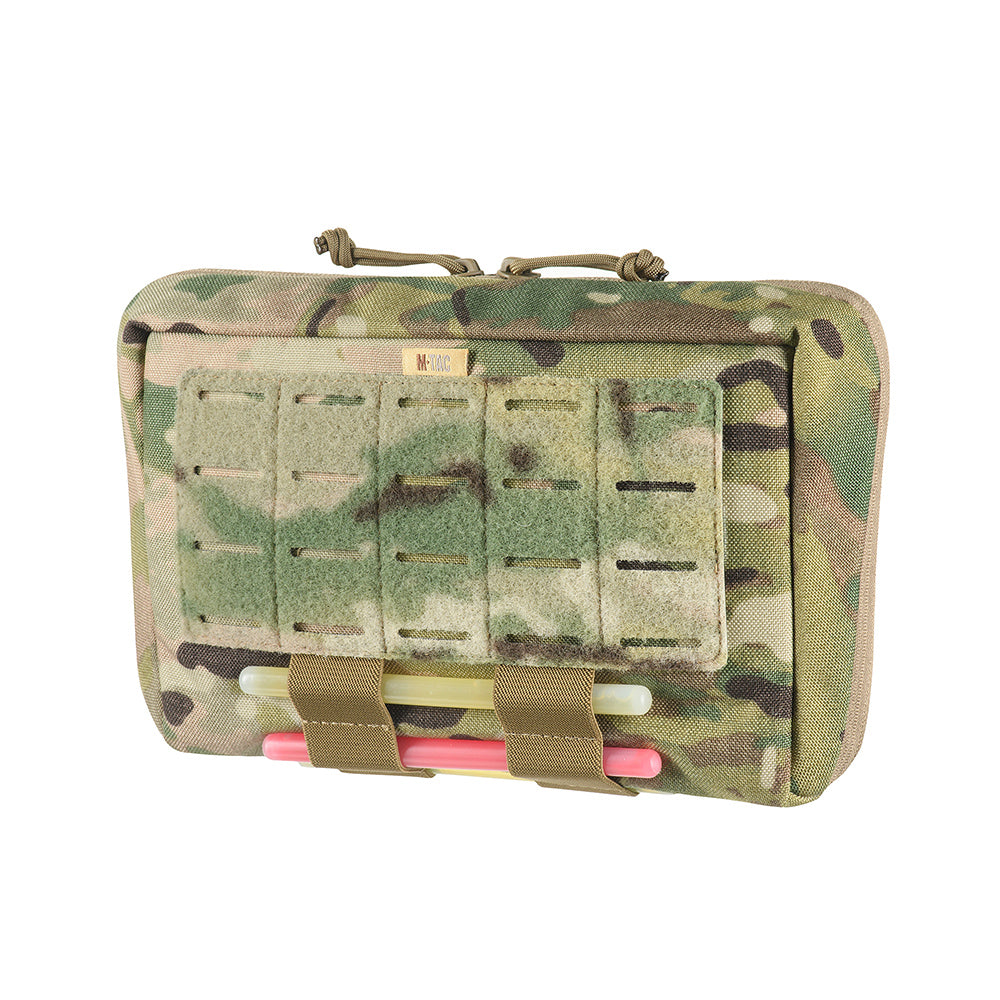 Culoare: MultiCam
