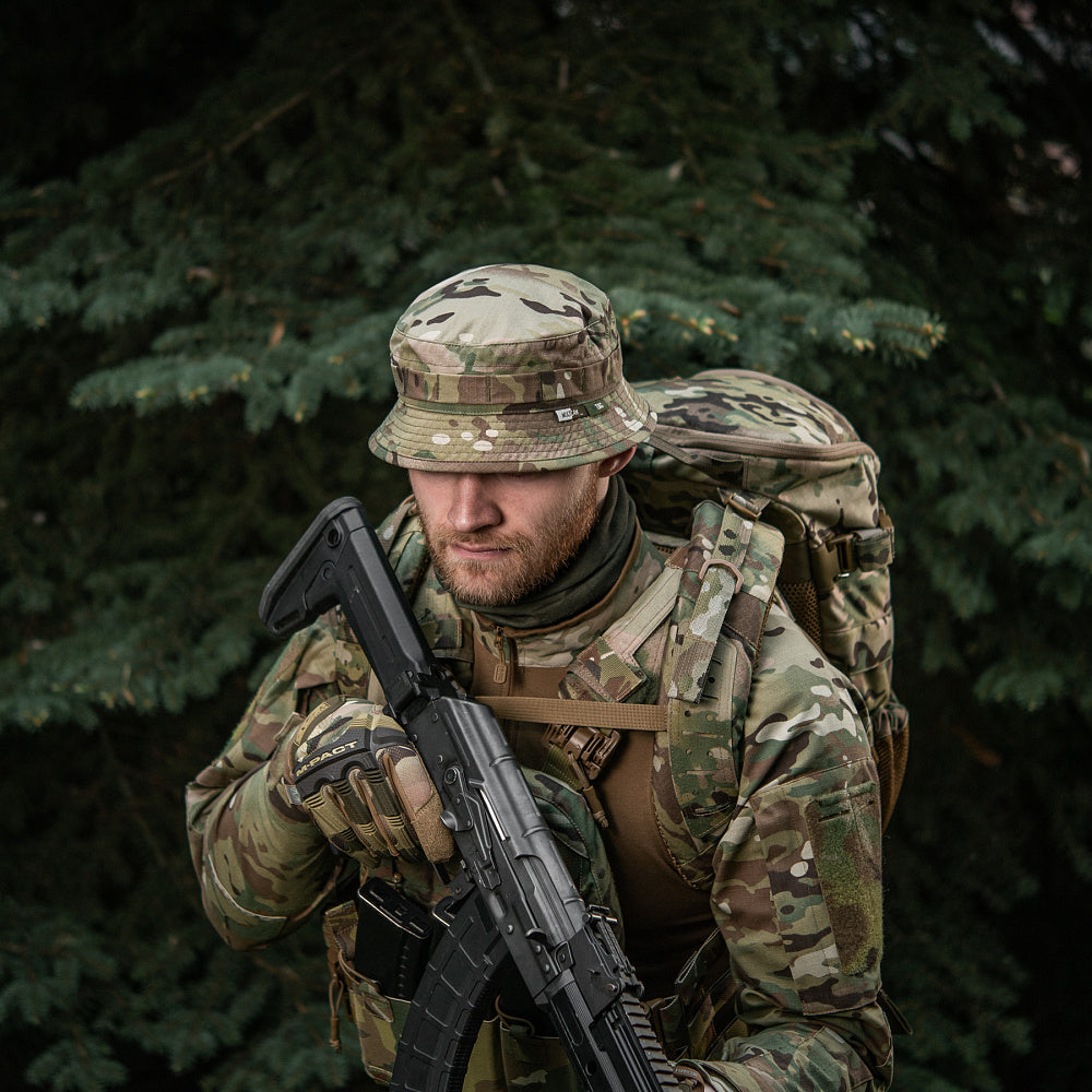 Culoare: MultiCam