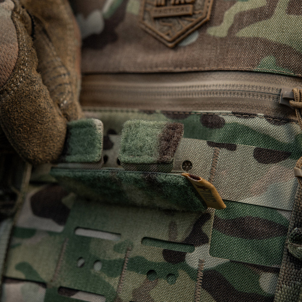 Culoare: MultiCam