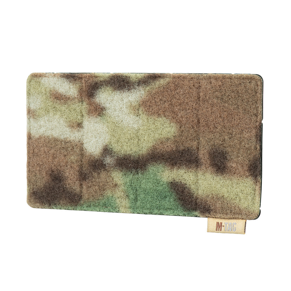 Culoare: MultiCam