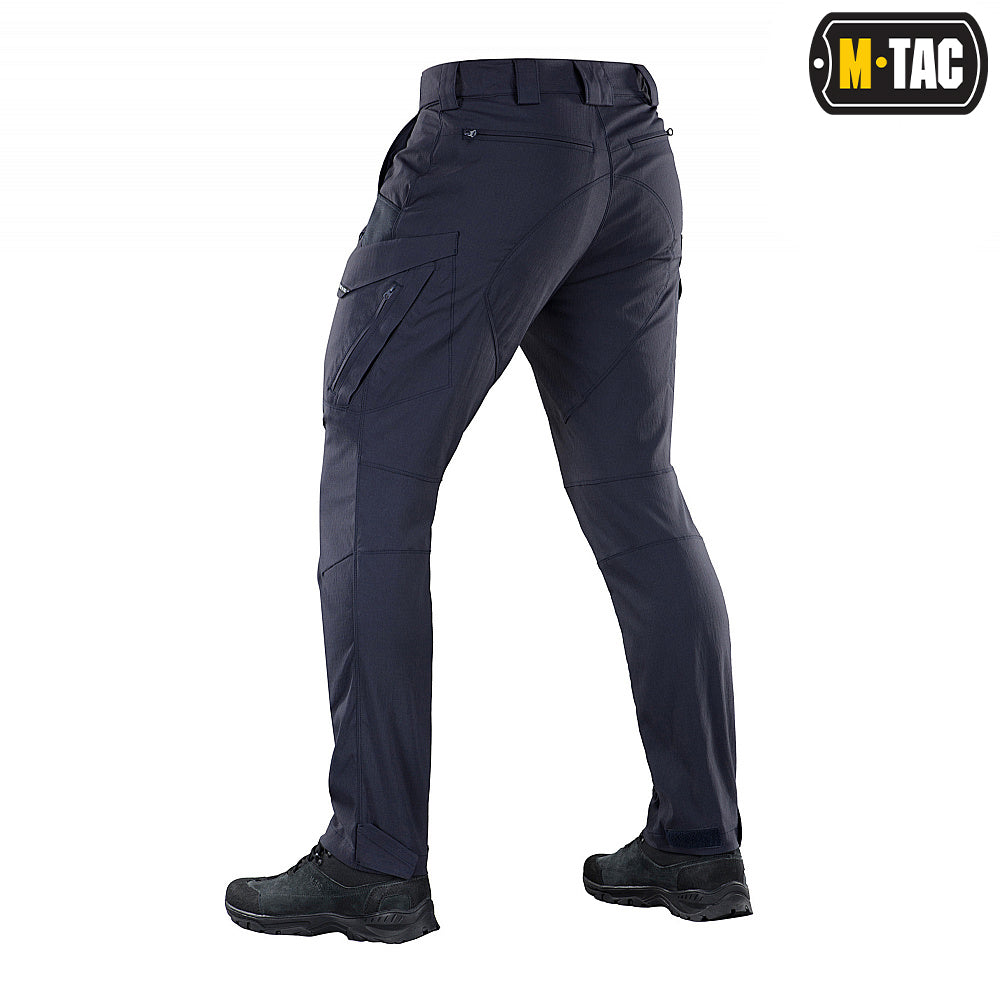 Culoare: Bleumarin