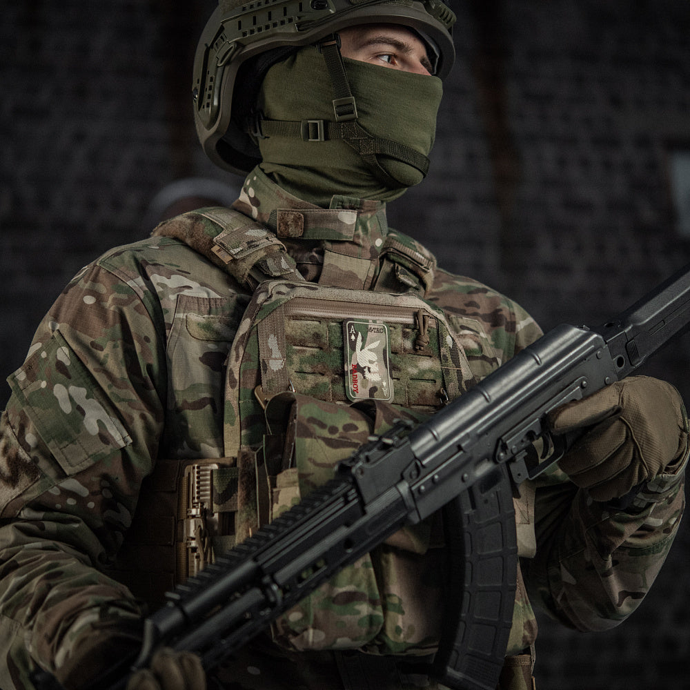 Culoare: MultiCam