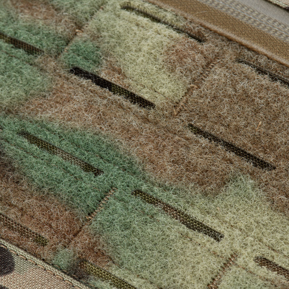 Culoare: MultiCam