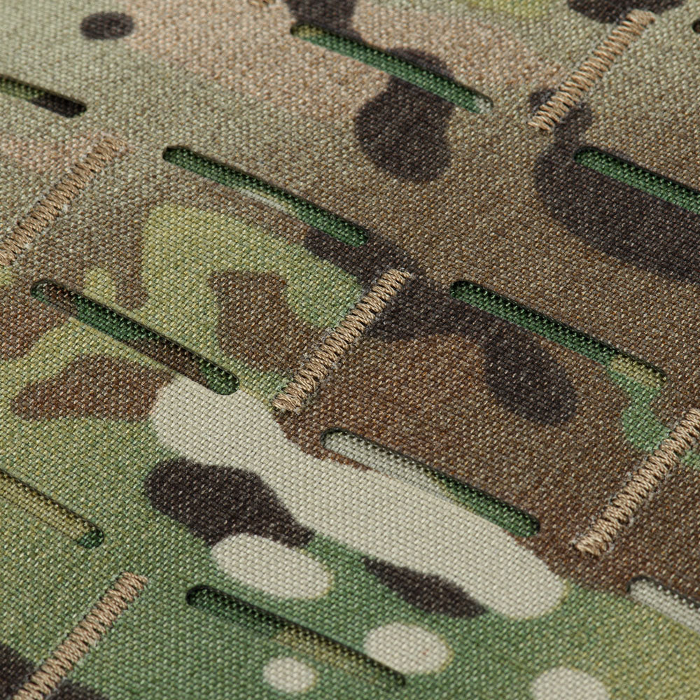 Culoare: MultiCam