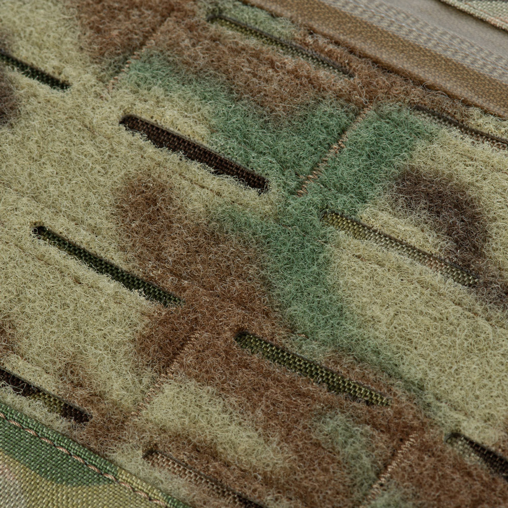 Culoare: MultiCam
