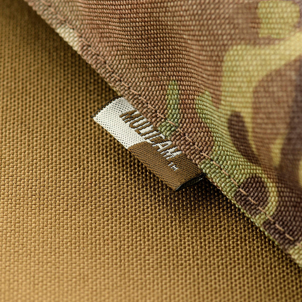 Culoare: MultiCam