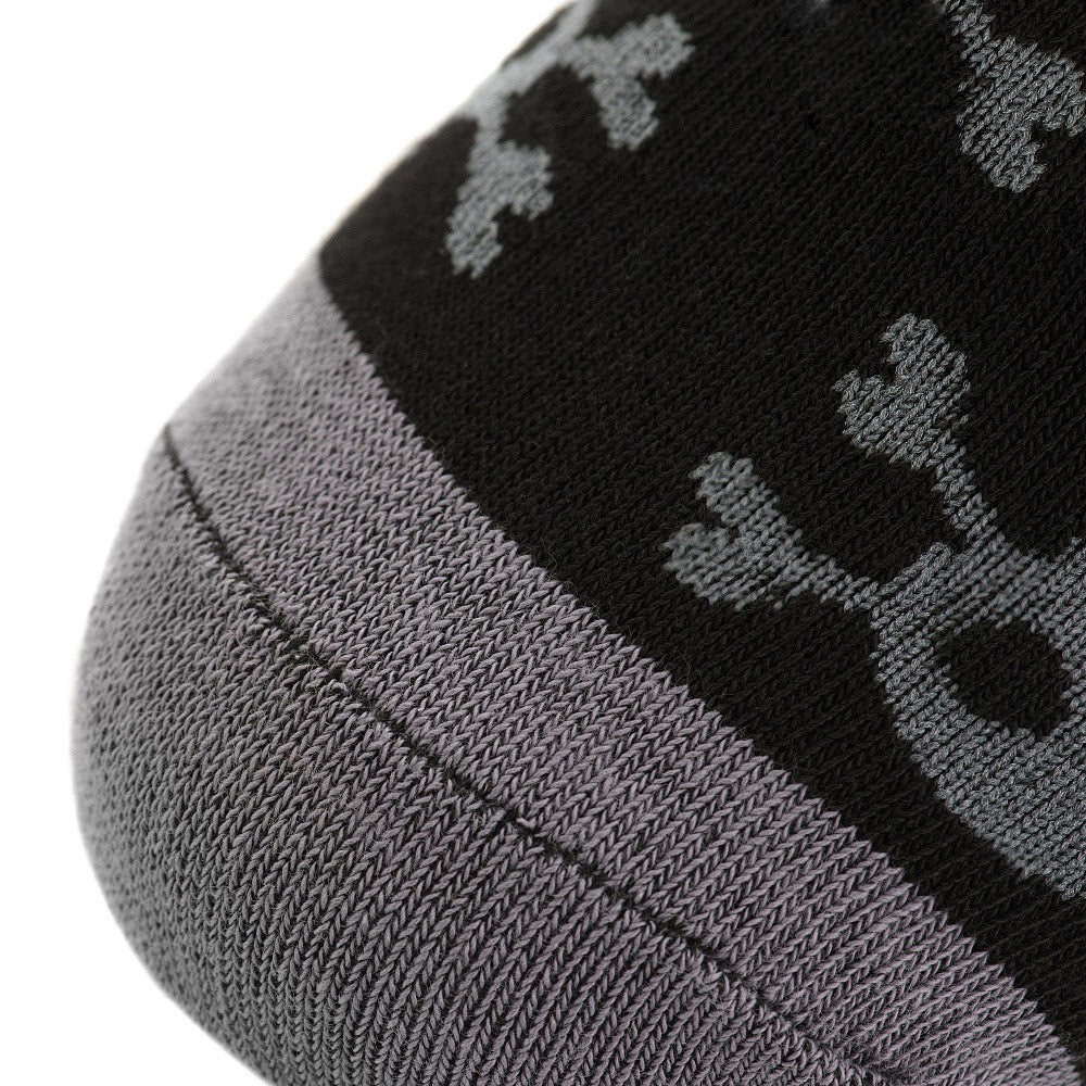 Culoare: Negru