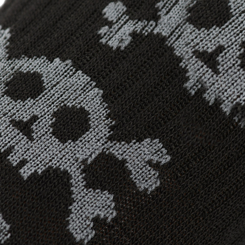 Culoare: Negru