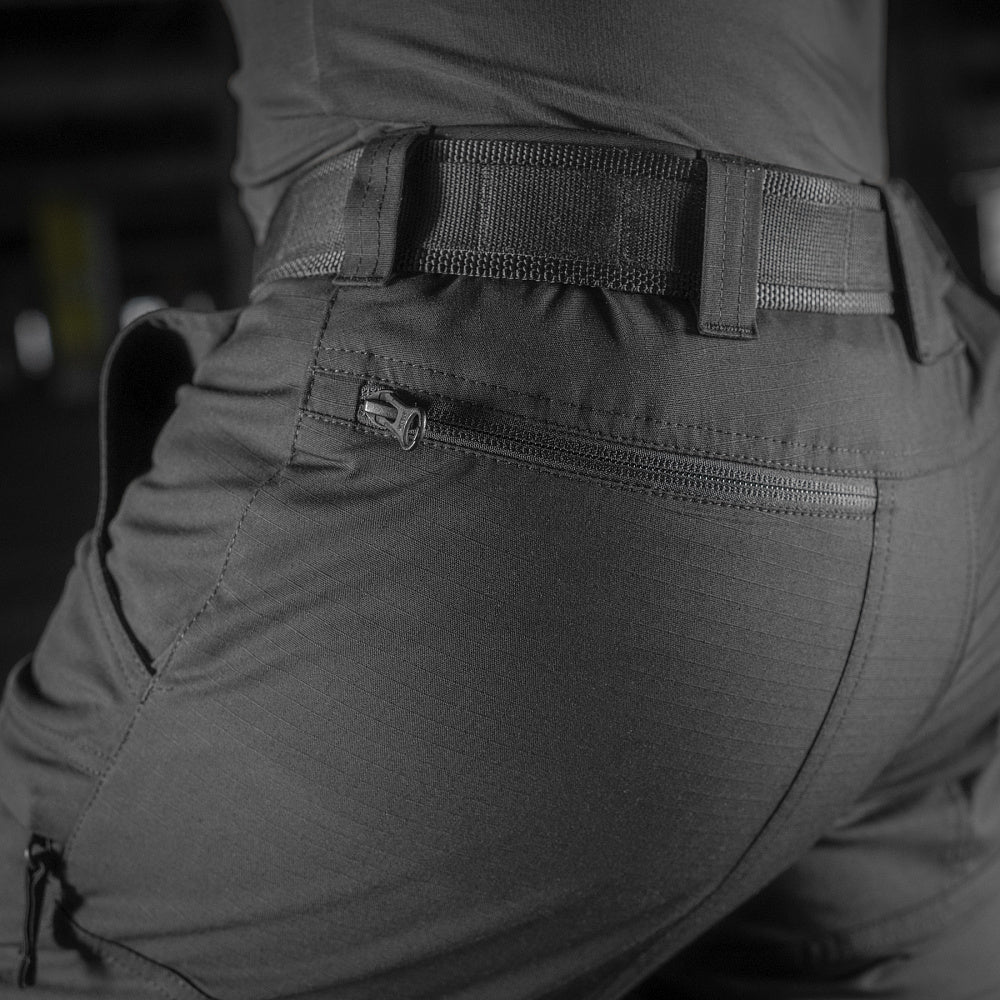Culoare: Negru