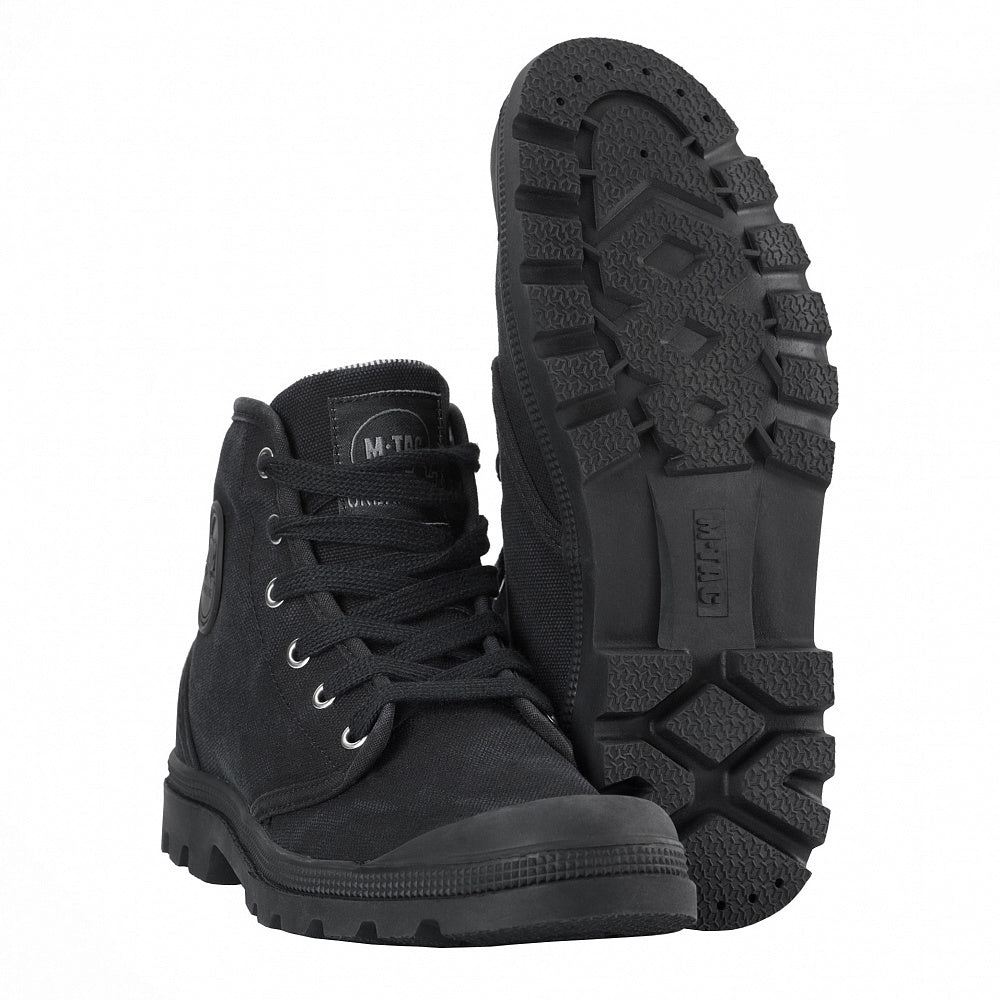 Culoare: Negru
