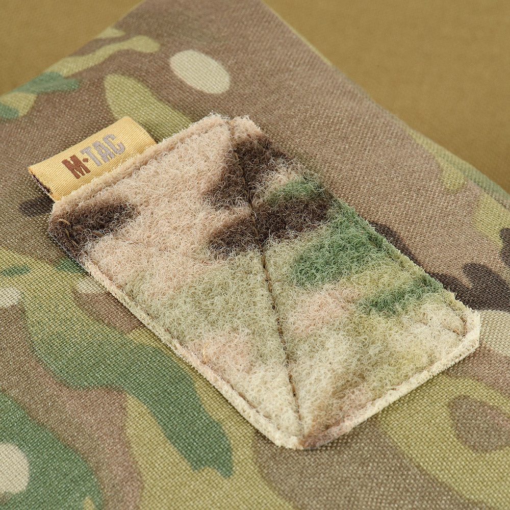 Culoare: MultiCam