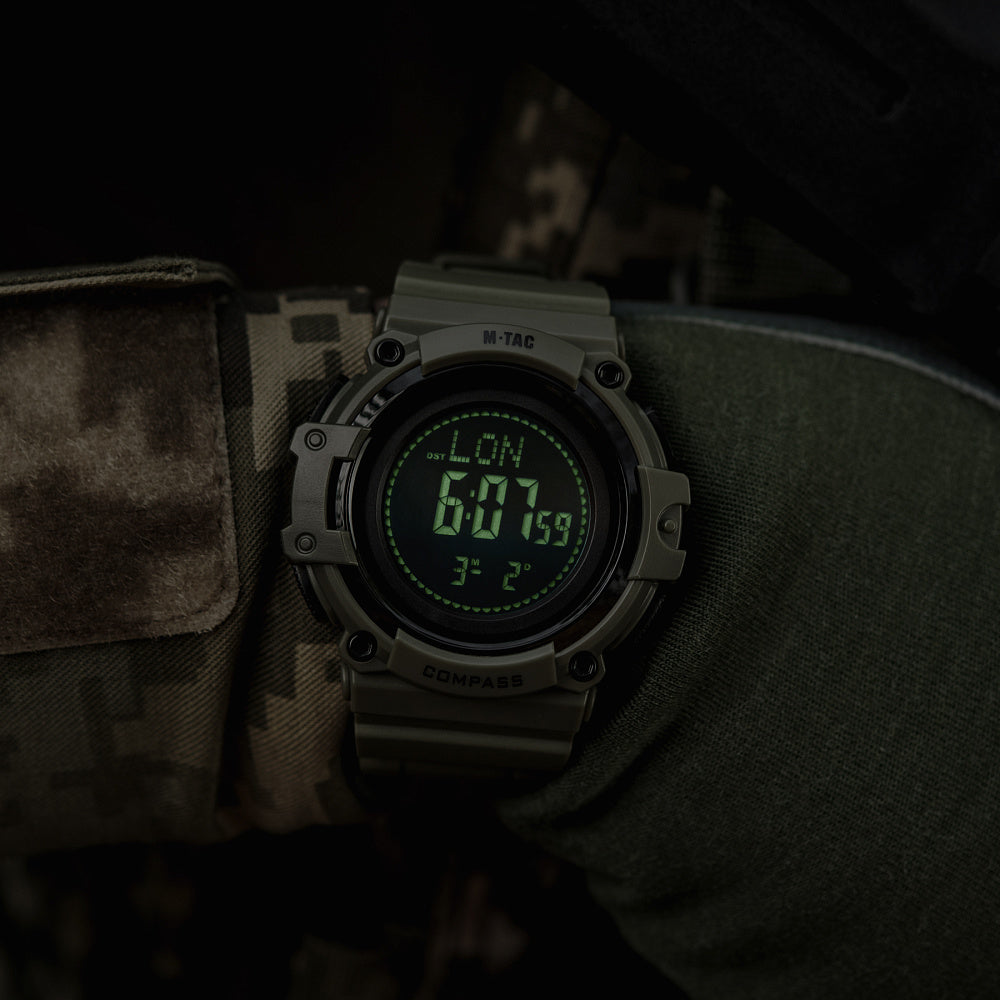 Ceas tactic cu busola 2233 M-Tac
