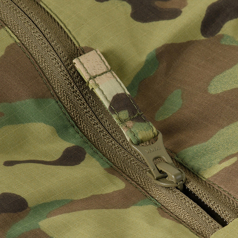 Culoare: MultiCam