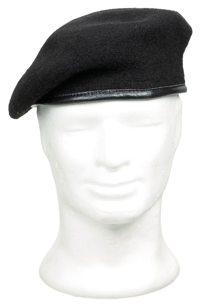 Bereta militara BW din lana MFH