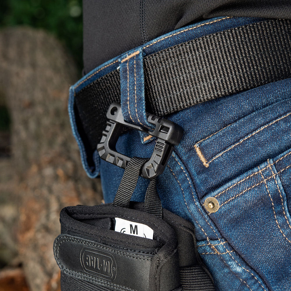 Culoare: Negru